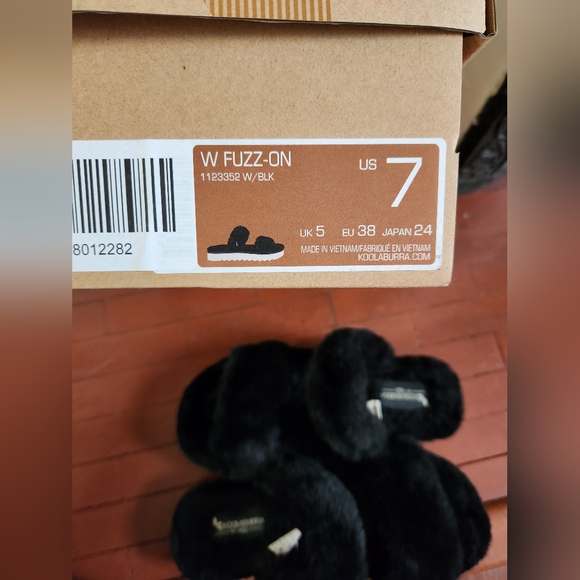 Koolaburra by Ugg - Picture 7 of 8